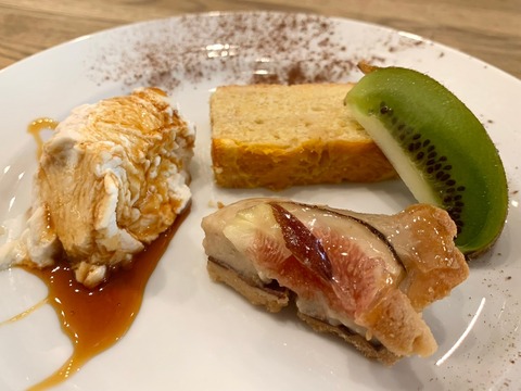 8B85614A-32FD-4639-8BF3-AE18BD18B006