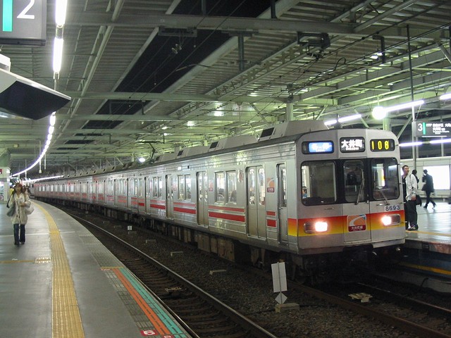 4月25日（金） 東急6000系の大井町線急行 : always ─永遠を駆け抜ける