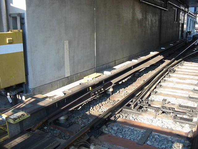 希少 新品 東京地下鉄 銀座線敷設サードレール 希少 新品 東京地下鉄 銀座線敷設サードレール