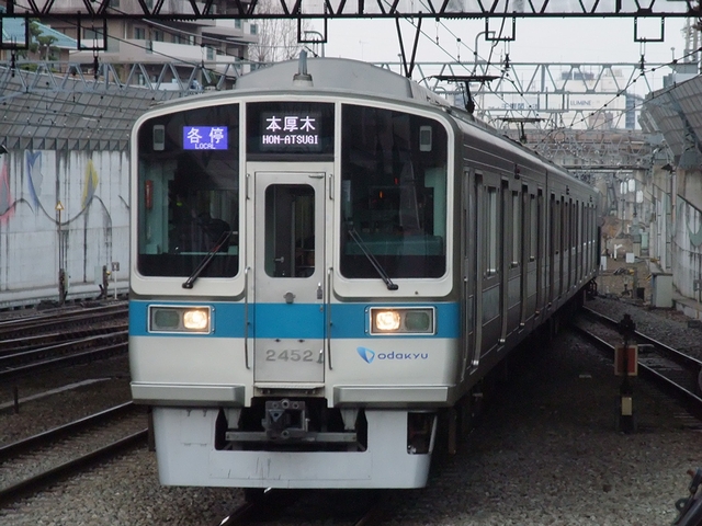 小田急2000形（2052F）の行き先表示器がフルカラーLED式に