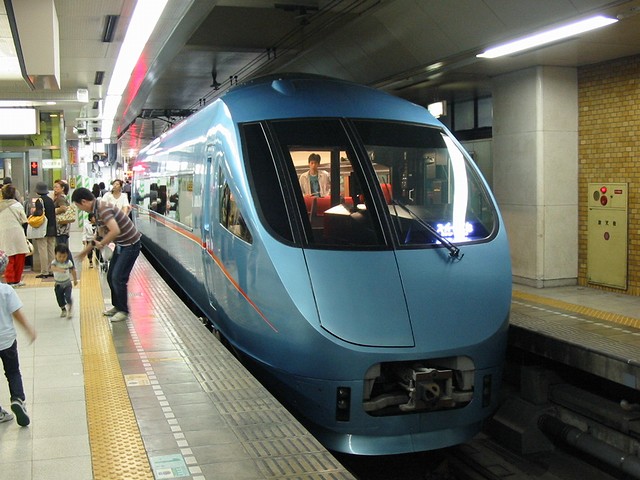 新宿駅に停車する形 Always 永遠を駆け抜ける一瞬の僕ら