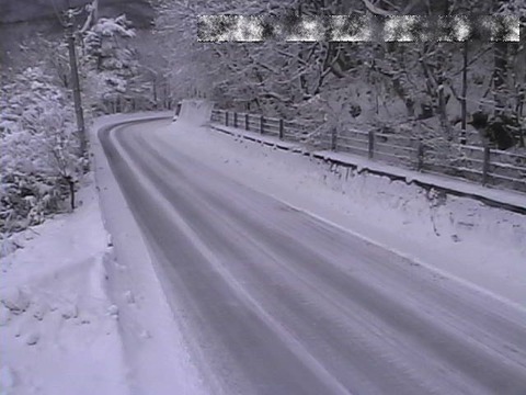 H251220鳥居峠の雪