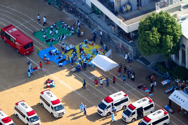 学校に救急車「32台」が駆けつける…　中高一貫校の体育大会で集団熱中症