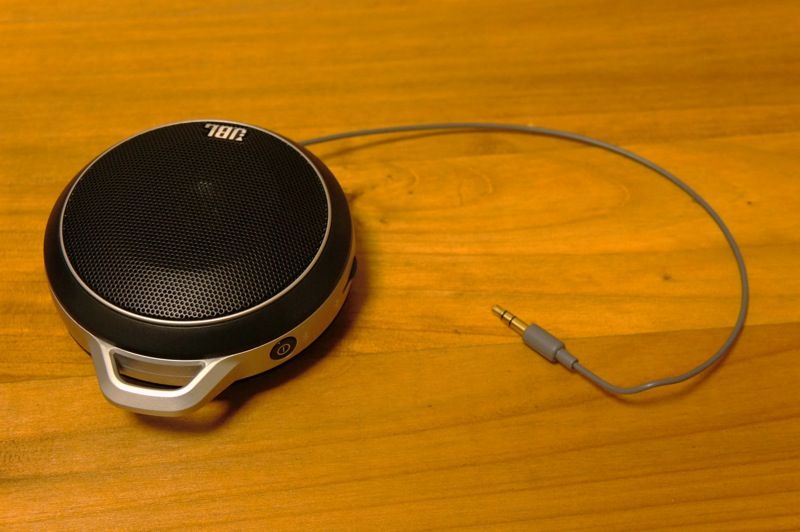 JBL ワイヤレススピーカー MICRO WIRELESS 動作品 小さくともJBLサウンド (レビュー JBL Micro Wireless) : 日々