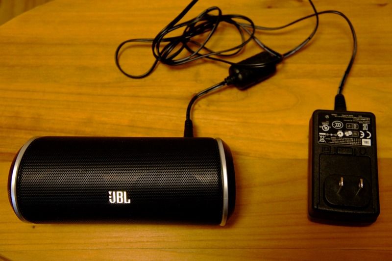 中高音派に (レビュー2 JBL FLIP) : 日々妄想 -書籍と家電の個人 中高音派に (レビュー2 JBL FLIP) : 日々妄想 -書籍と家電の個人