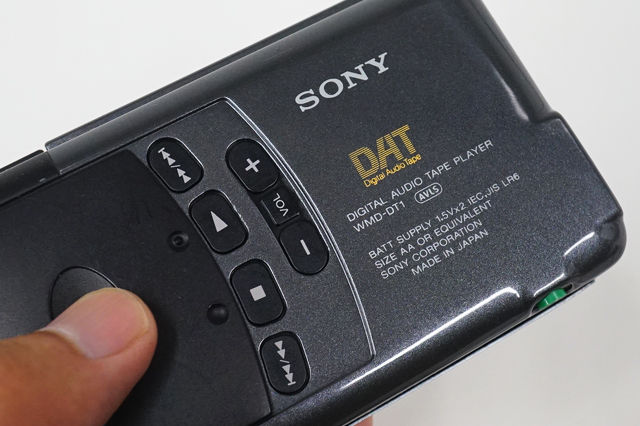 ポータブルプレーヤー S-DAT WMD-SDT1 SONY WMD-DT1 DAT WALKMAN Digital Audio Tape Player JANK From