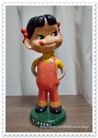 ペコちゃん人形①