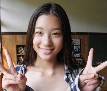 足立梨花 志村けんへのツイートを巡り 私が ねばよかったんだ とメンヘラ化 今 気になっている事について書いてみた