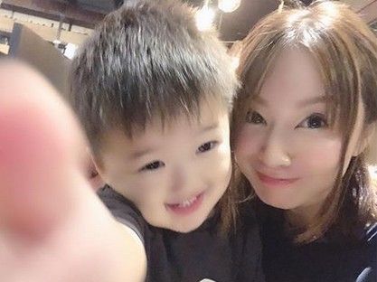 恐怖 デビュー21周年 鈴木亜美の 目頭 がヤバイことに 今 気になっている事について書いてみた 恐怖 デビュー21周年 鈴木亜美の 目頭 がヤバイことに 今 気になっている事について書いてみた
