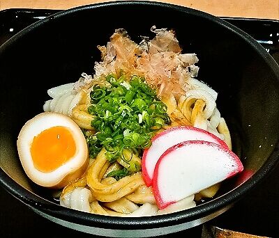 三越前 かいだ製麺所 で伊勢うどん 久遠な日々 三越前 かいだ製麺所 で伊勢うどん 久遠な日々