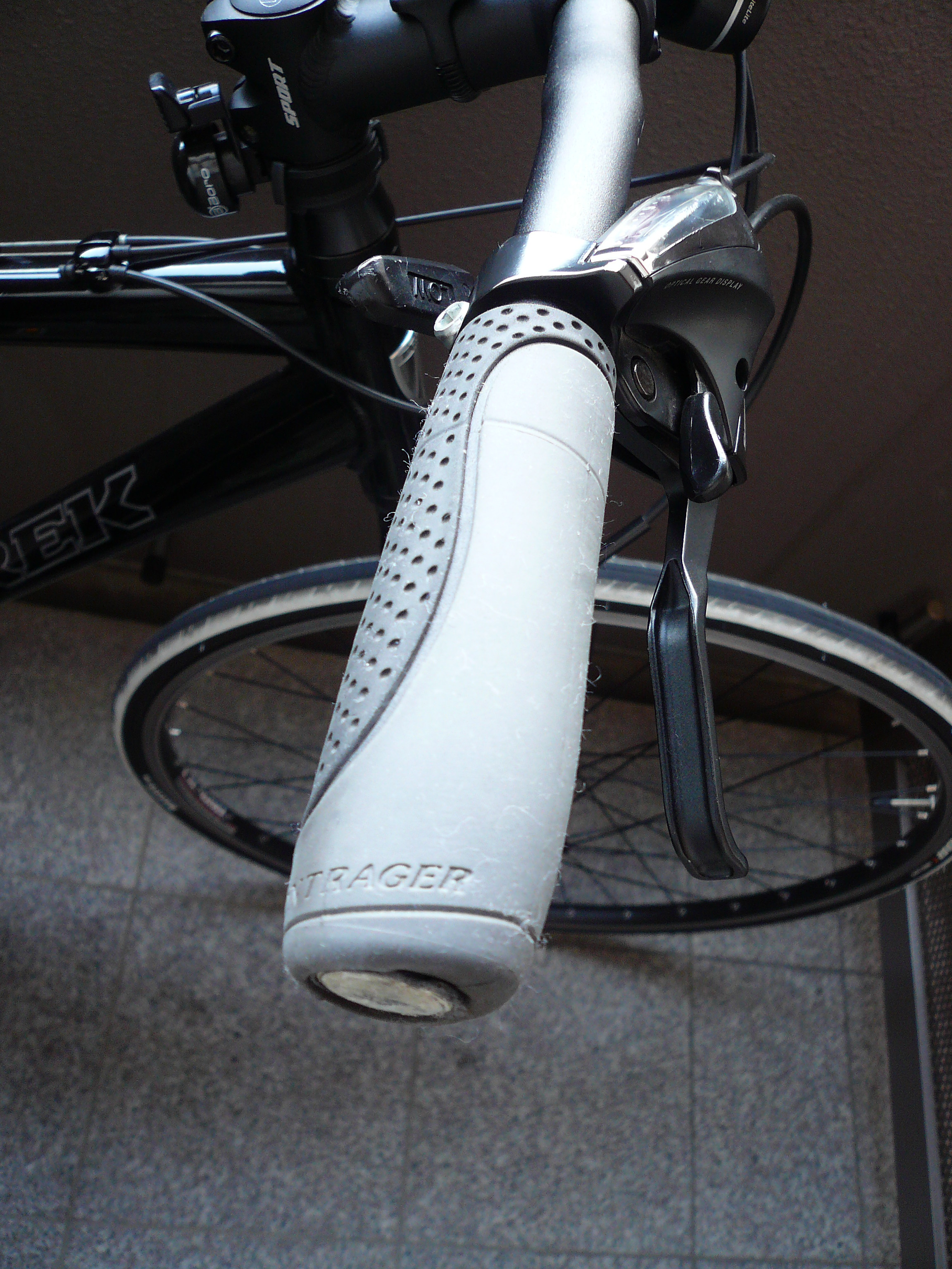 自転車 グリップ 白