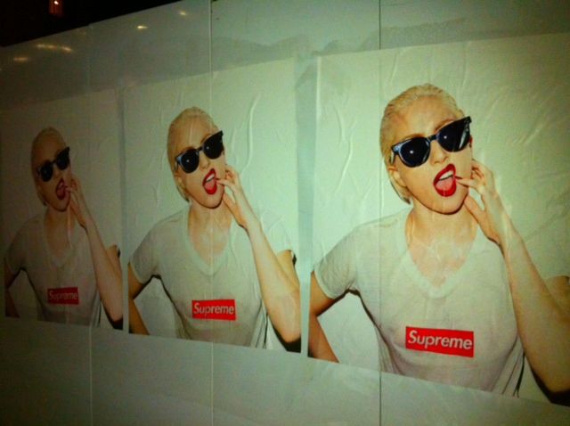 Lady Gaga × Supreme by Terry Richardson : くらくらな日々Z ・大阪グルメ