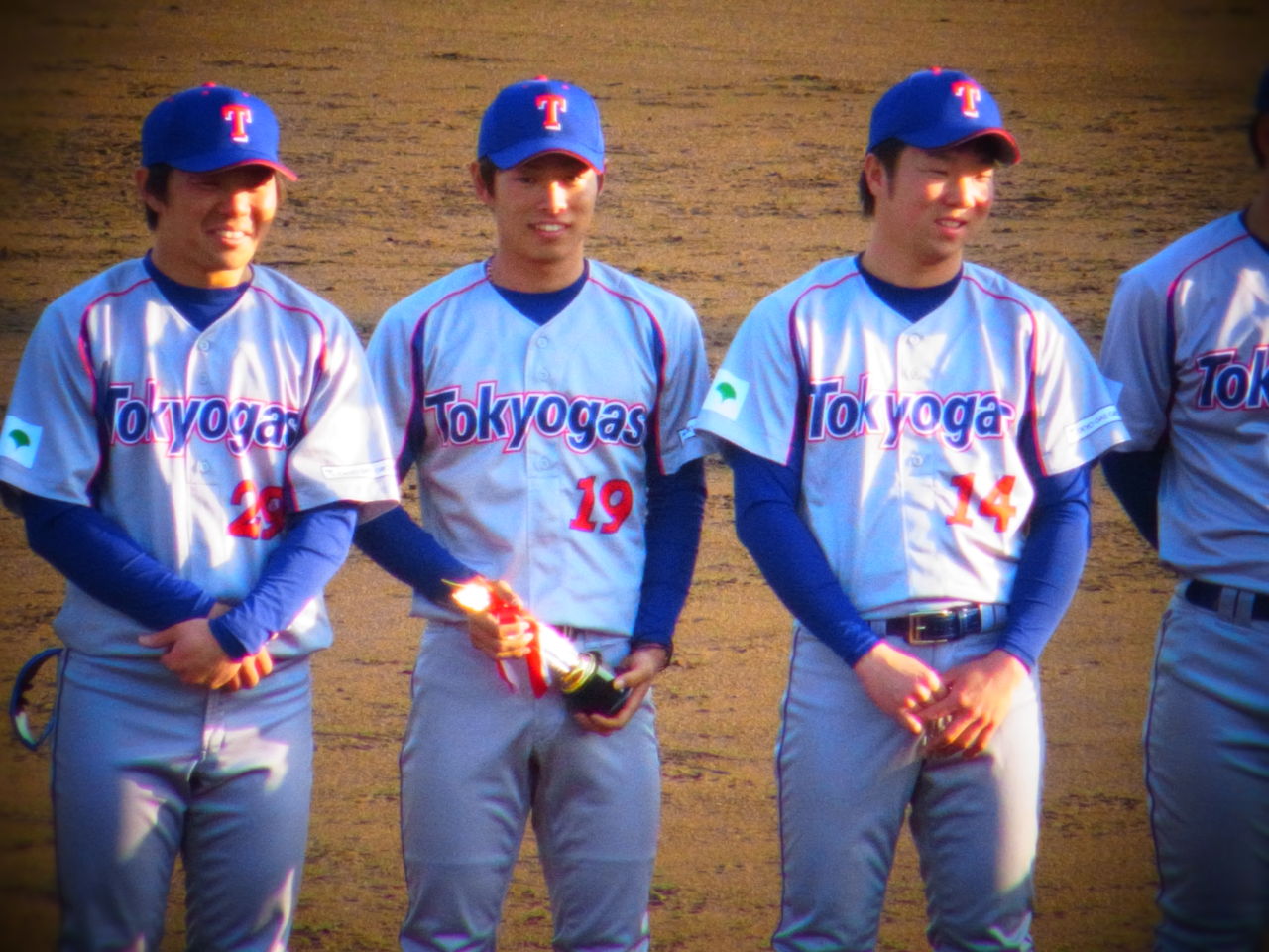 東京ガスが初優勝 徳島ラーメンと猫と野球 東京ガスが初優勝 徳島ラーメンと猫と野球