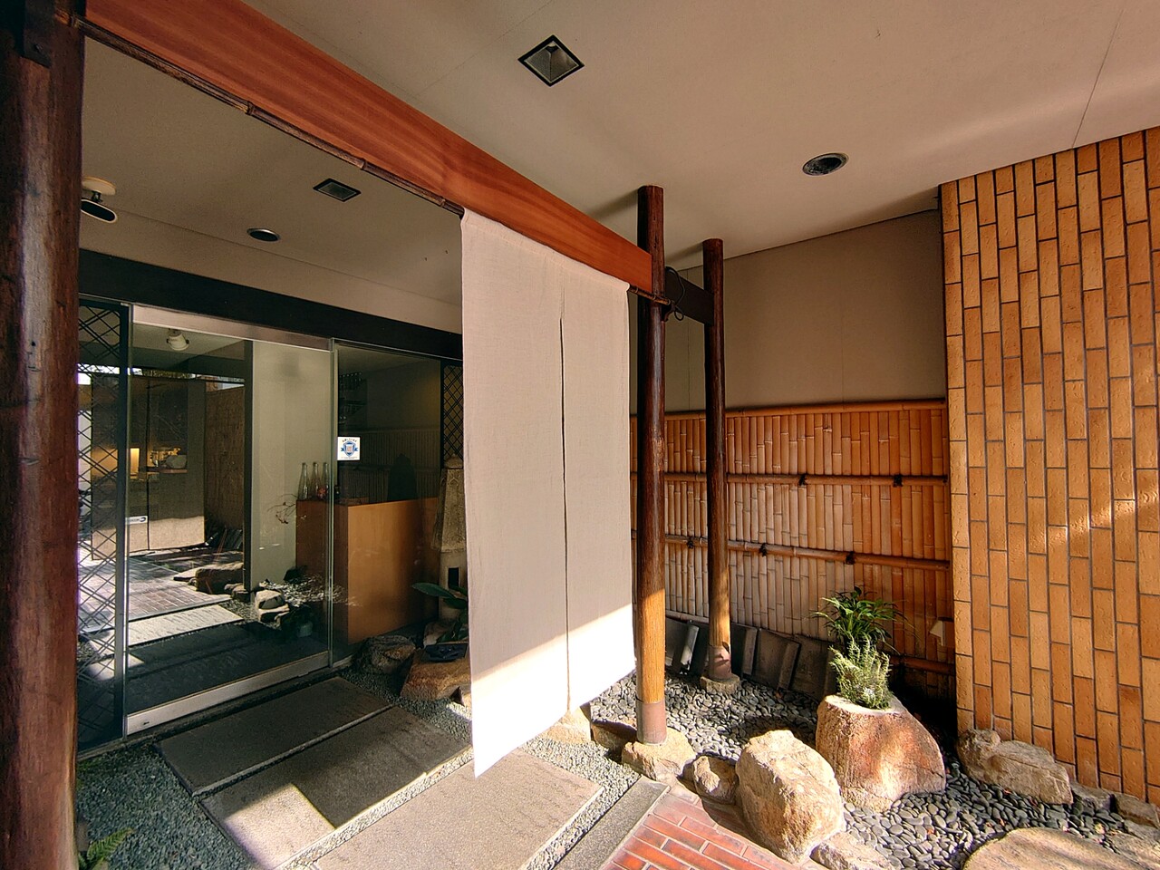 ハンバーグ屋 H エイチ 高松市 プレオープン マユリ ナの暇つぶし 香川と福岡 食べ歩き ハンバーグ屋 H エイチ 高松市 プレオープン マユリ ナの暇つぶし 香川と福岡 食べ歩き