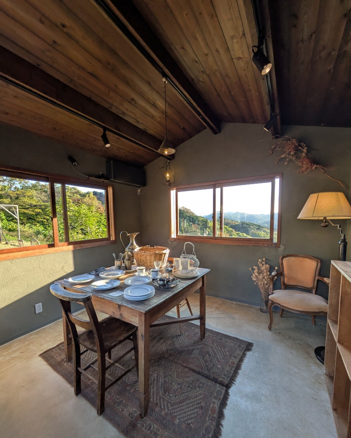 PXL_20251128_063207435