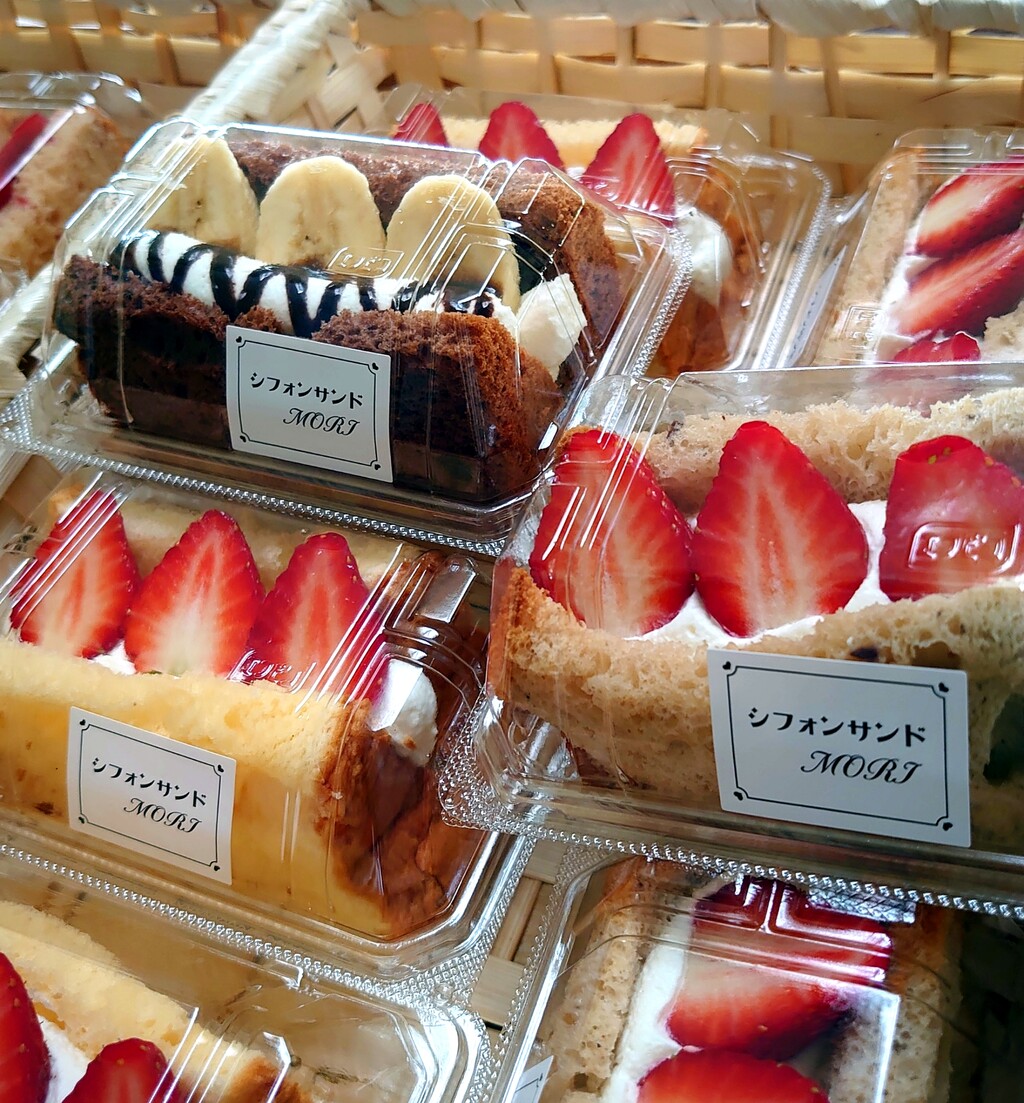 シフォンサンドmori（カフェ フォーレスト） 高松市 : マユリ～ナの