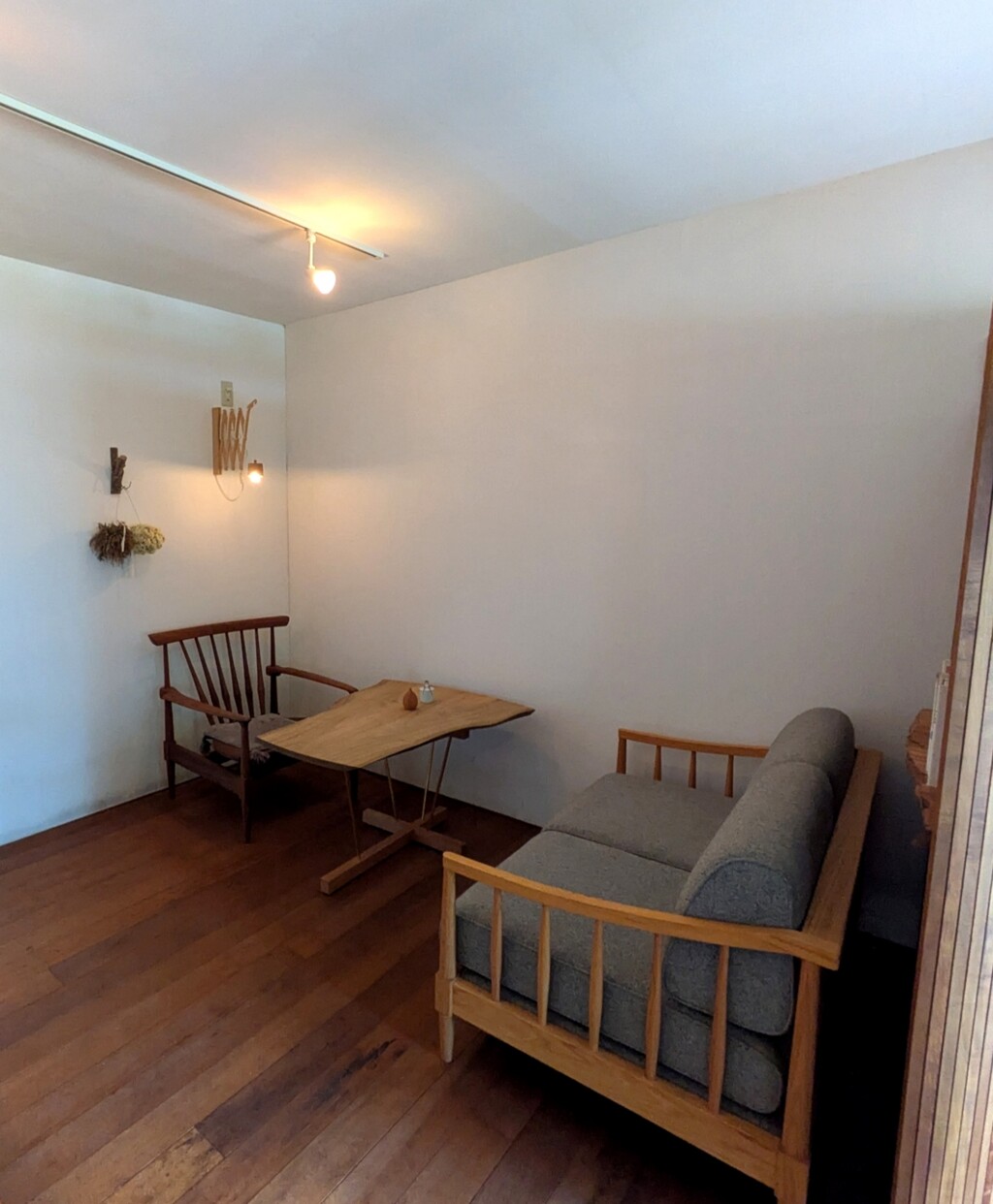 PXL_20250902_030310492_20250902140706374