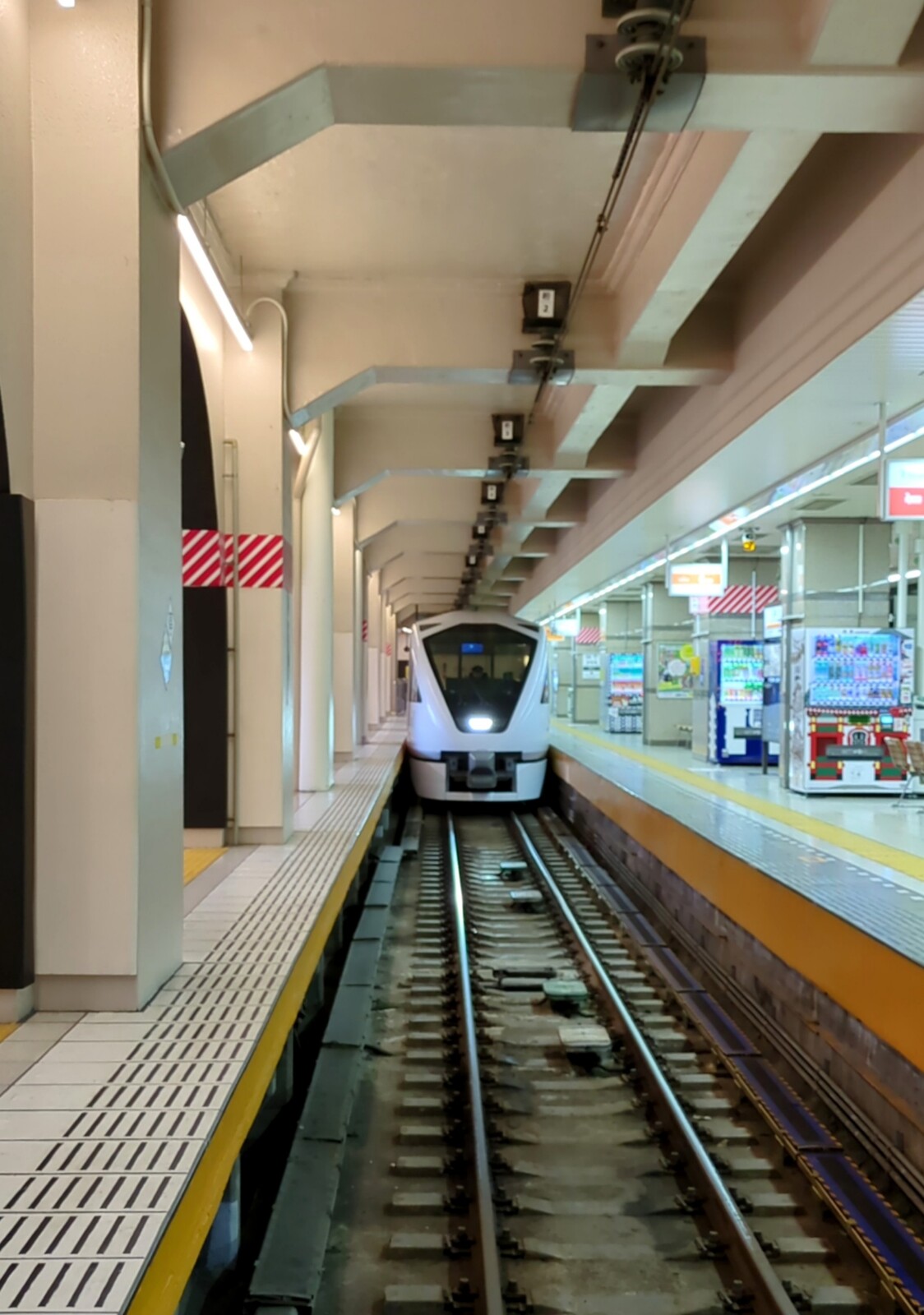 PXL_20251103_233803392