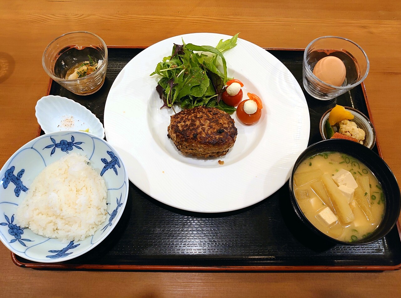 ハンバーグ屋 H エイチ 高松市 プレオープン マユリ ナの暇つぶし 香川のお店 食べ歩き ハンバーグ屋 H エイチ 高松市 プレオープン マユリ ナの暇つぶし 香川のお店 食べ歩き