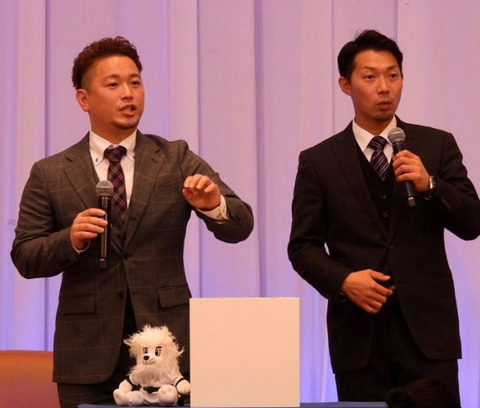 ホテル「西武・岡田雅利と熊代聖人のトークショー240席（11000円）が発売開始５分で完売してたまげた