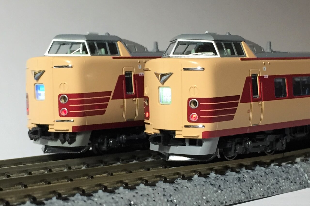 KATO 10-1690/1691 381系＜パノラマしなの＞(登場時仕様) : KurekouPortal