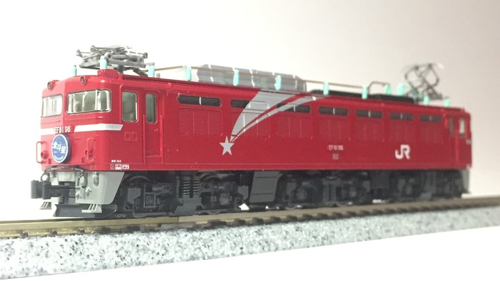 6906117b-s.jpg