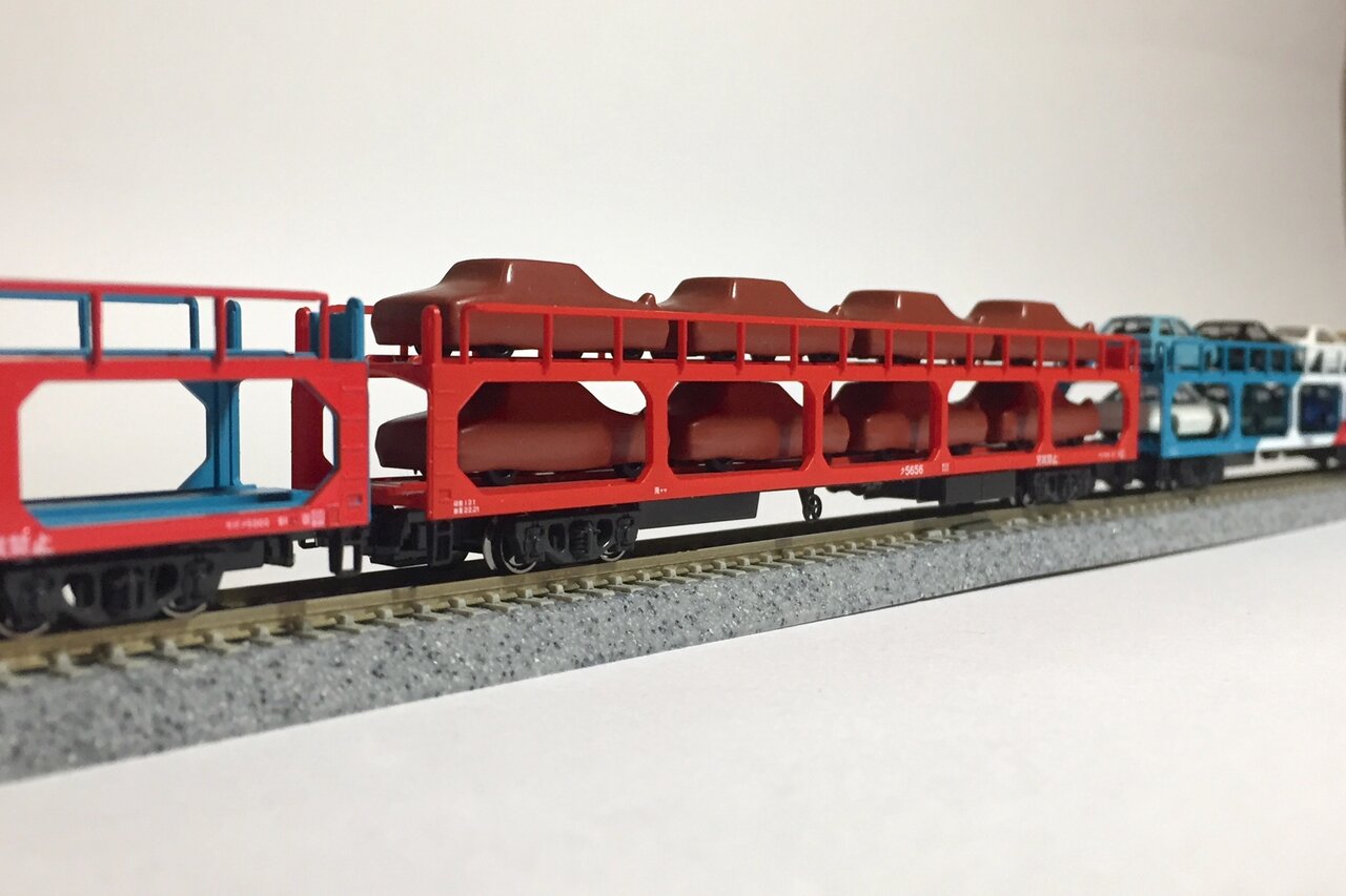 昭和の貨物車両NゲージKATO　ク5000×13両 乗用車6台付き 昭和の貨物車両NゲージKATO ク5000×13両 乗用車6台付き