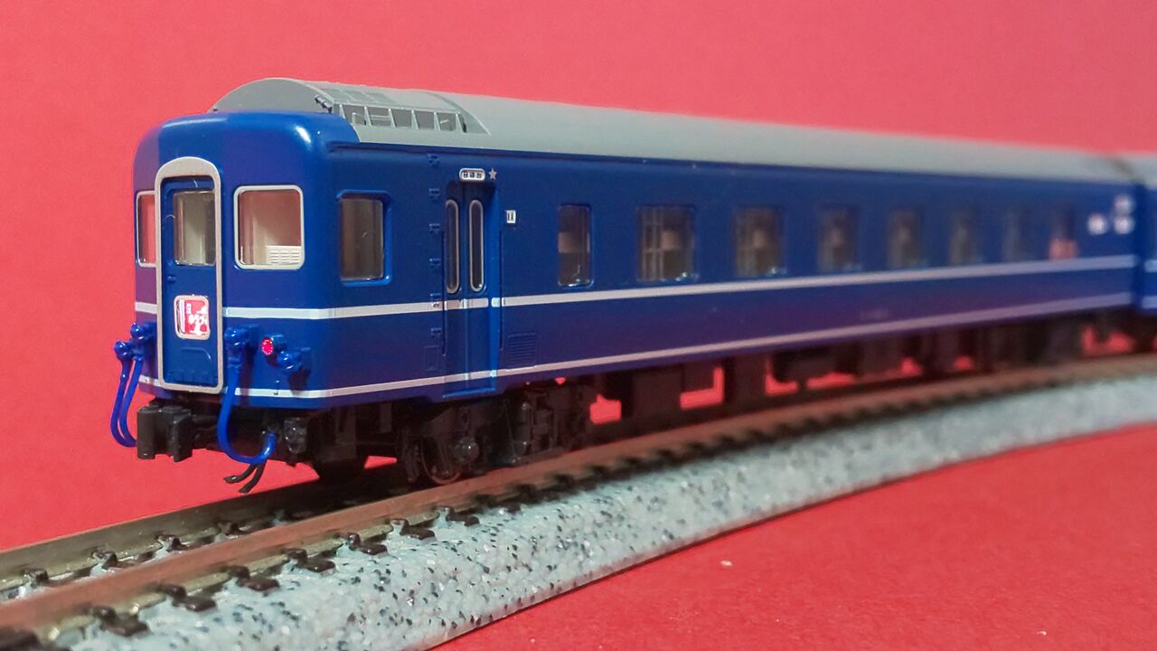 KATO 10-811/812 24系寝台特急「ゆうづる」 : KurekouPortal