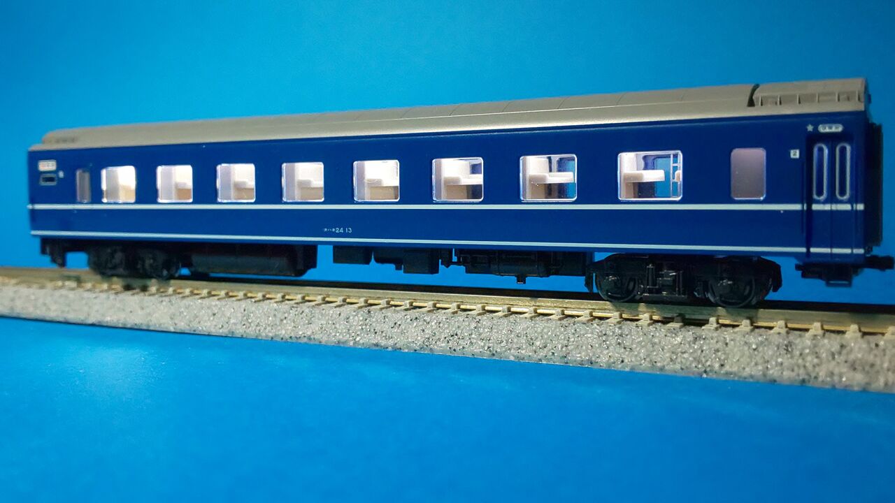 KATO 10-811/812 24系寝台特急「ゆうづる」 : KurekouPortal