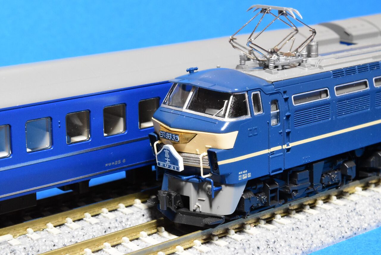 KATO EF66 後期型 3047 Amazon | KATO Nゲージ EF66 後期形 3047 鉄道模型 電気機関車
