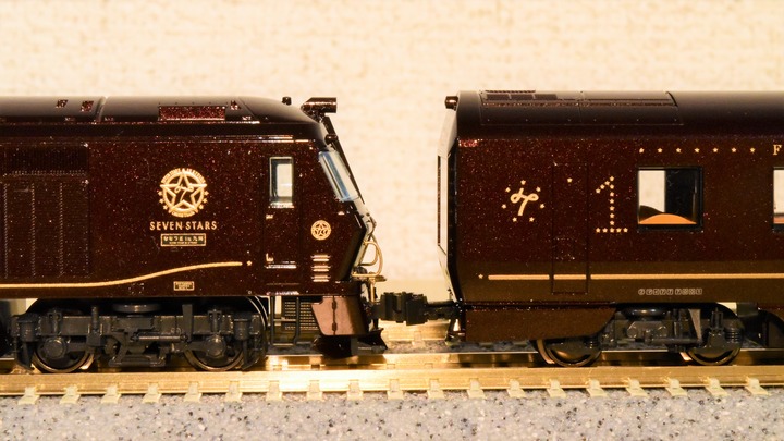 ed744563-s.jpg