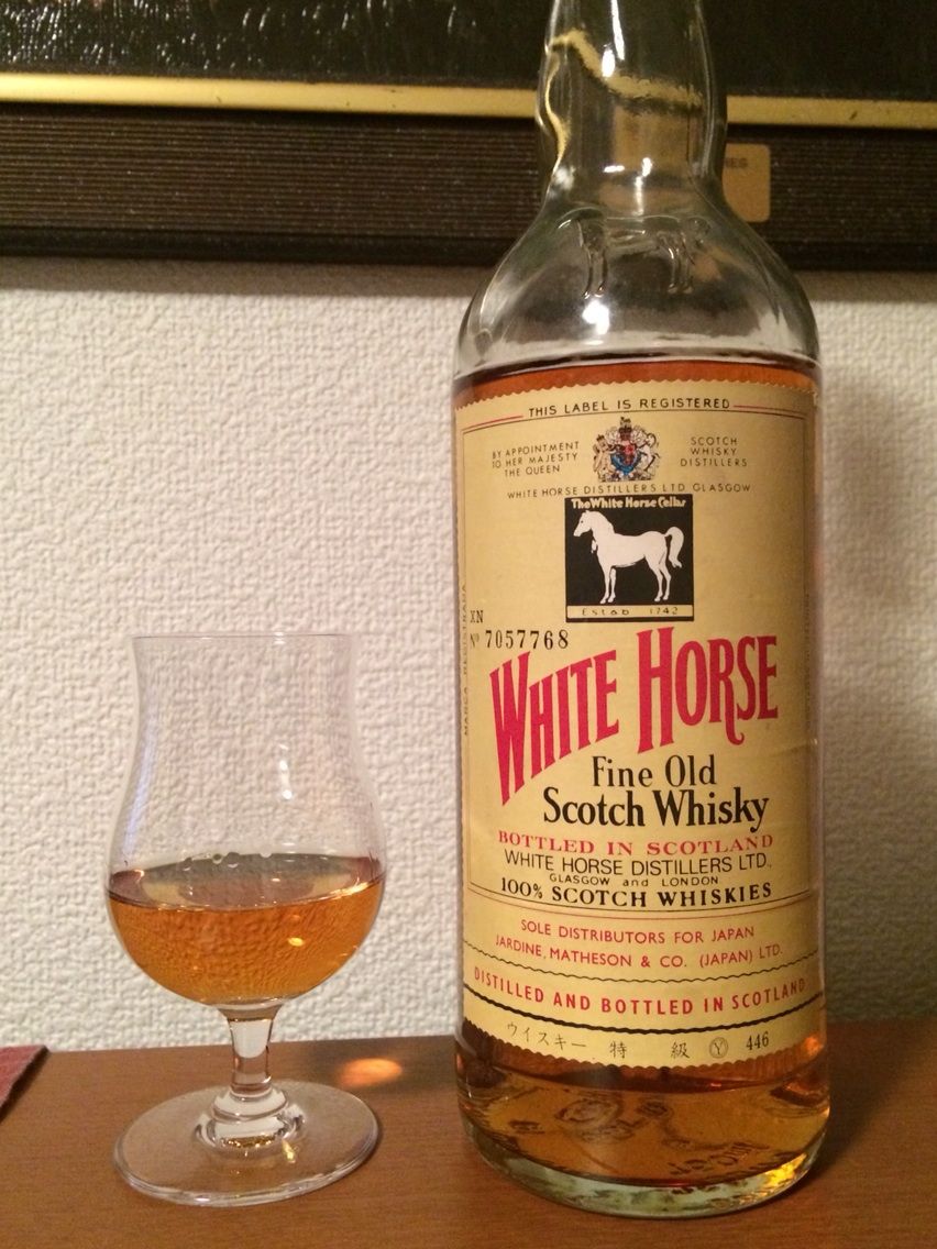 WHITE E24020(061)-621/MM3000 FINE 特級 スコッチ 酒 WHISKY ボトルカバー ウイスキー HORSE