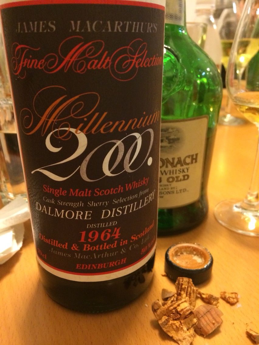 コルクを折らずに抜く方法と、折れてしまった場合の対処方法（上