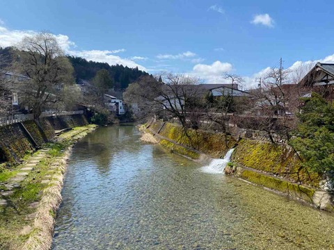 takayama_river