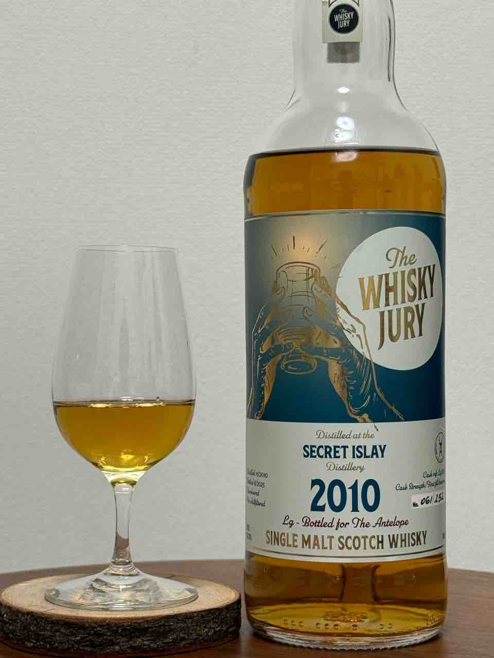 シークレットアイラ （ラガヴーリン）14年 2010-2025 The WHISKY JURY