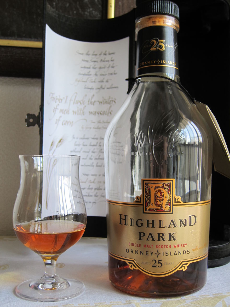 ハイランドパーク　25年　HIGHLAND PARK 25