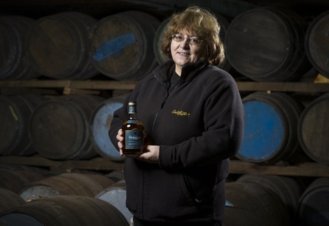 dalwhinnielizziestewartlrg