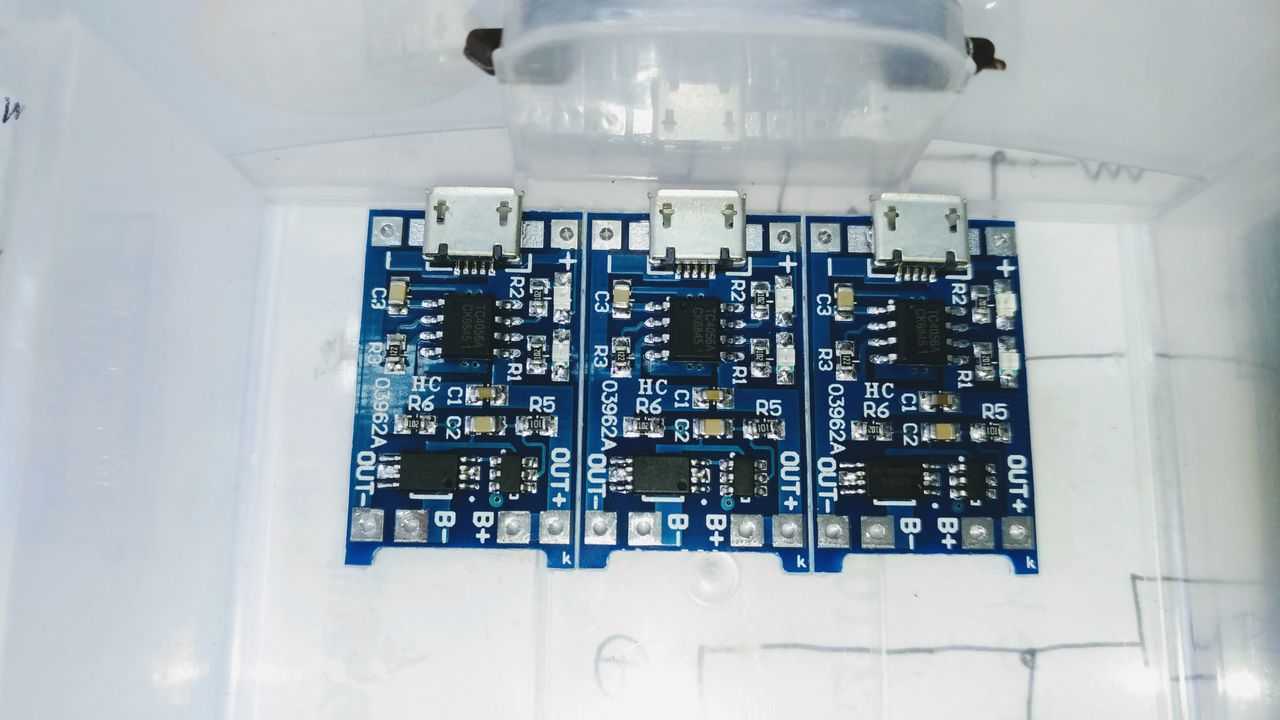 リチウムイオンバッテリー Tp4056 充電器の製作 還暦くりやん旅に出る リチウムイオンバッテリー Tp4056 充電器の製作 還暦くりやん旅に出る