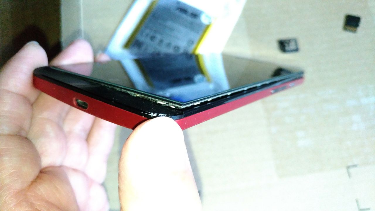 Zenfone5のバッテリ交換 還暦くりやん旅に出る Zenfone5のバッテリ交換 還暦くりやん旅に出る