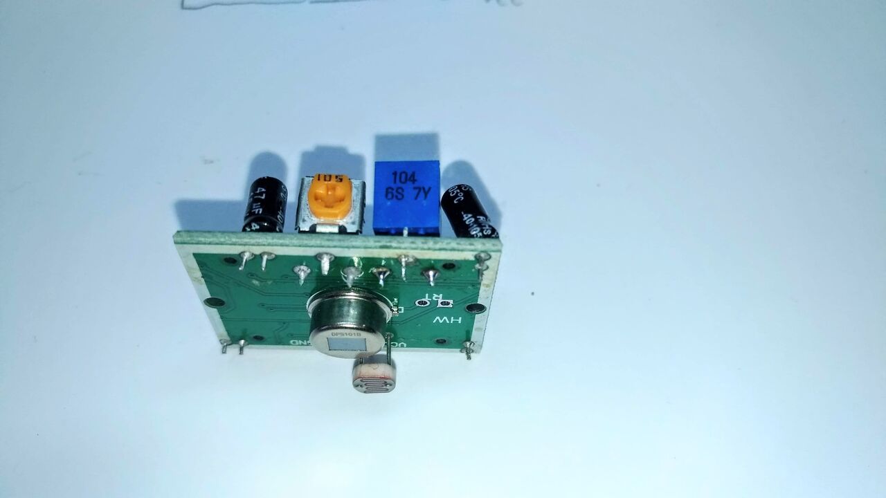 Daiso ダイソー 12smd 1led ランタンに人感センサーモジュール Hc Sr501 を組み込む 還暦くりやん旅に出る Daiso ダイソー 12smd 1led ランタンに人感センサーモジュール Hc Sr501 を組み込む 還暦くりやん旅に出る