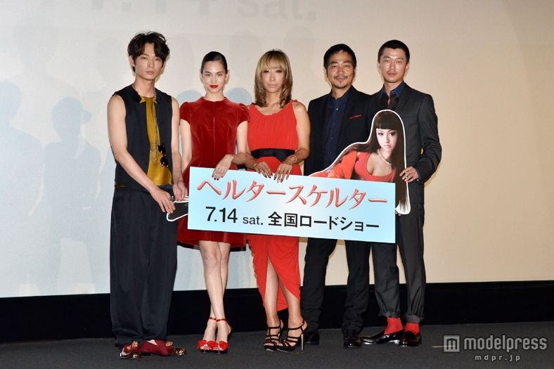 沢尻エリカを 2度と撮りたくない 蜷川実花監督が激白 黒光り通信