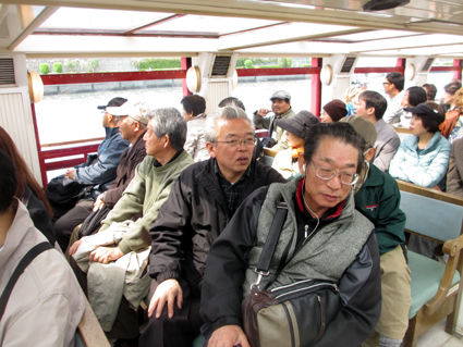 260405船内2IMG_0642