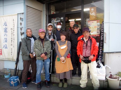 201107えびす屋釣具店IMG_1751