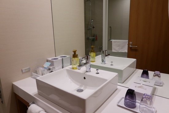 37BBFB52-8B8E-491B-87E3-38A9404DBBB5