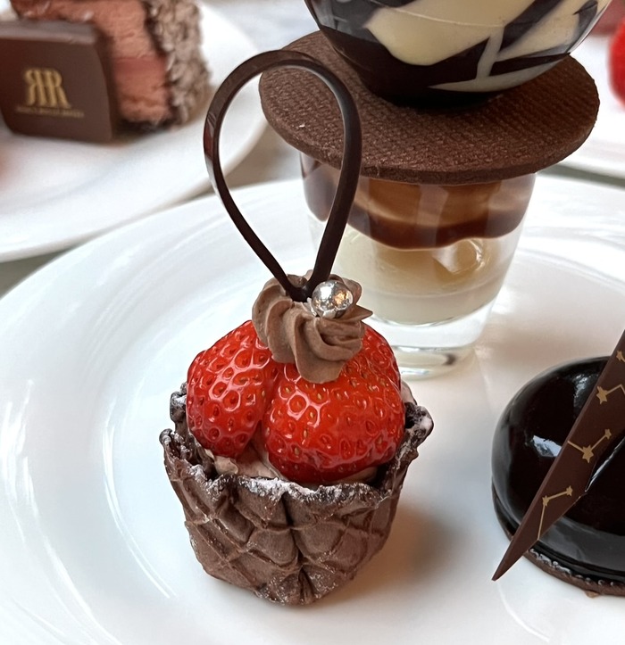 BAFABAD8-F668-43C3-89CF-04741458FDC4