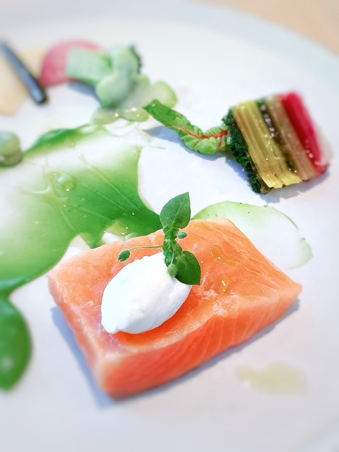 BABFD0F4-587C-43B7-94C6-DFAF167F8FCC