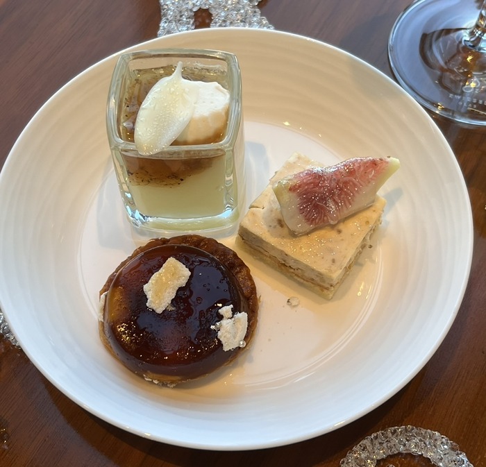 D7867FF0-587F-44EE-BC6E-889EFF5BFB2D