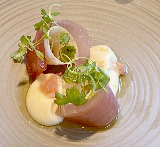 0E94E35F-0DFF-4949-B806-A428A5A9A810