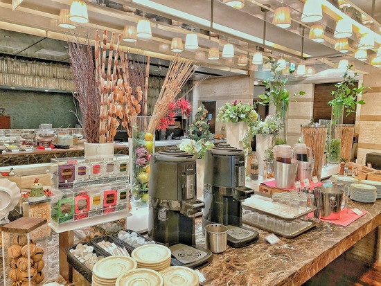 EDDE32F4-DC13-4681-80D7-BE997DB31D41