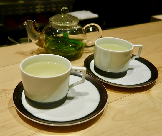 2EB4D021-14B6-4FB5-BD40-D8B90CFCF118